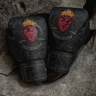 Guantoni Muay Thai Fairtex The Heart of Warrior