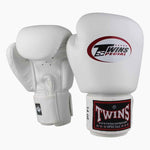 Guantes Muay Thai Twins Special BGVL3 Blanco