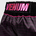 Pantalones cortos kick-thai Venum Attack